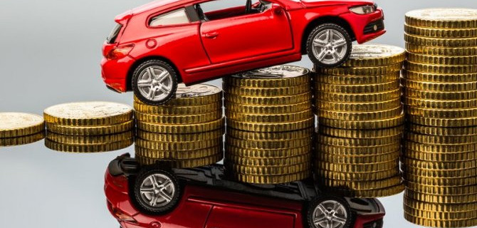 В России наблюдается небольшое снижение цен на новые автомобили