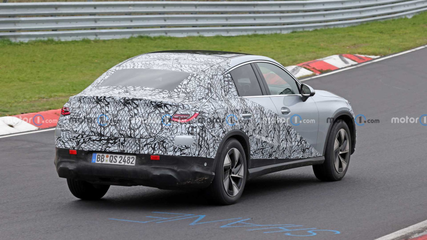 На «Нюрбургринге» появился обновлённый Mercedes-Benz GLC Coupe мерс глк 3