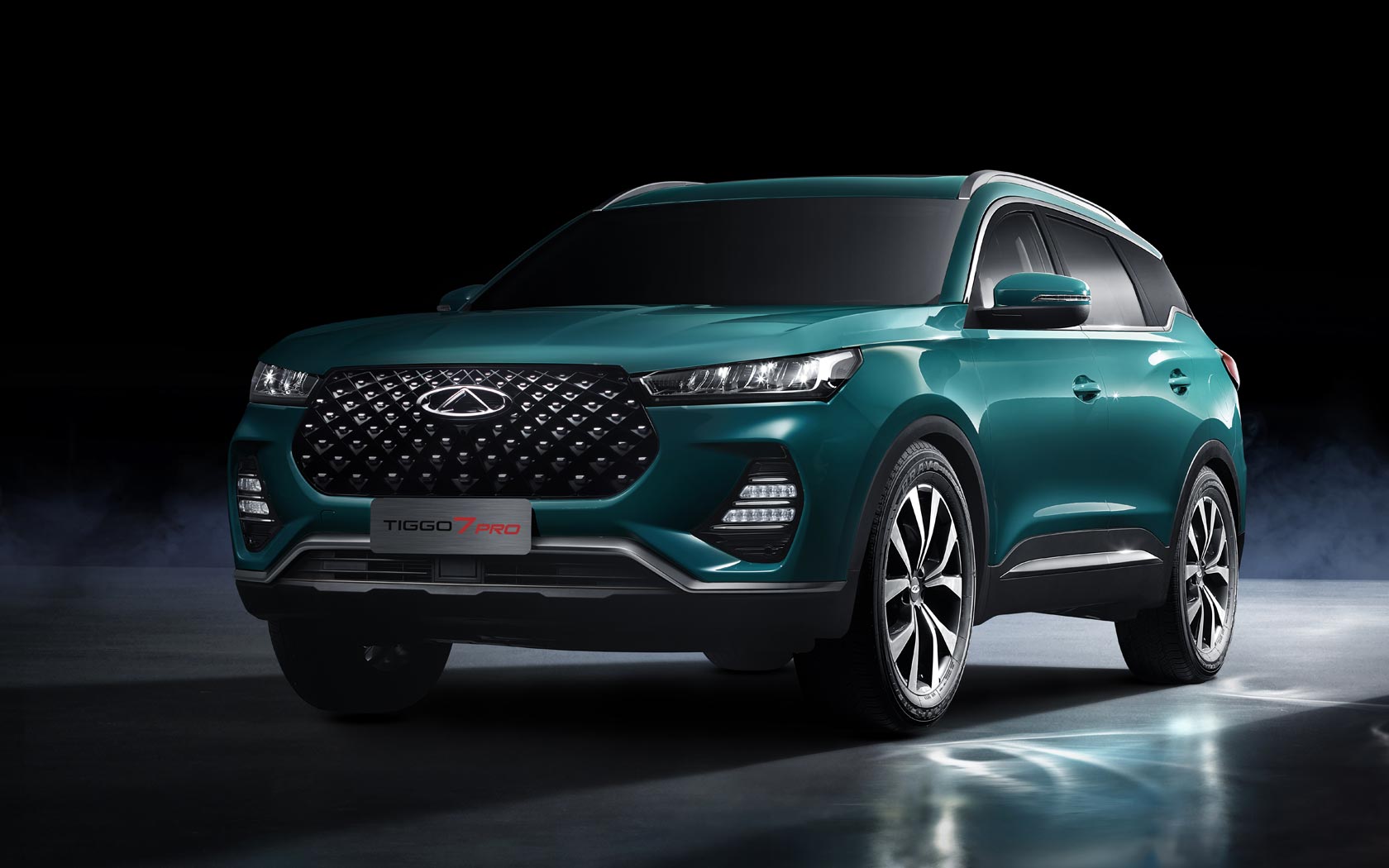 В России подорожали два кроссовера Chery чери 2