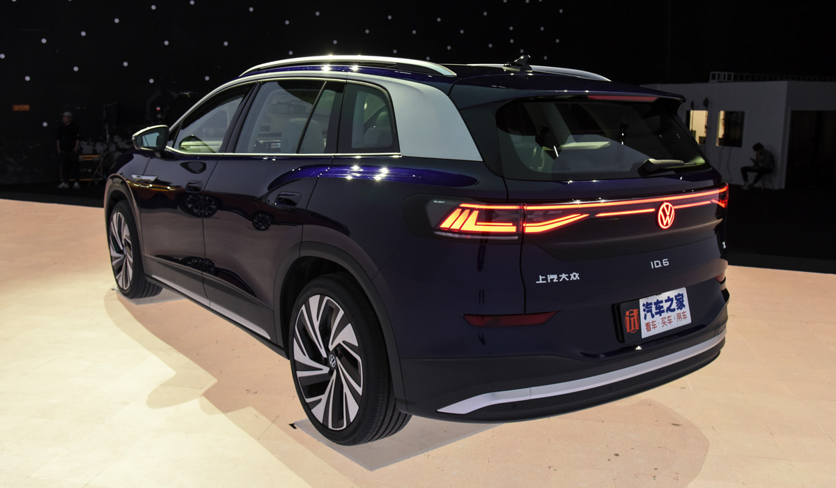 В Россию скоро приедут электрокроссоверы Volkswagen ID.6 X фолькс 2