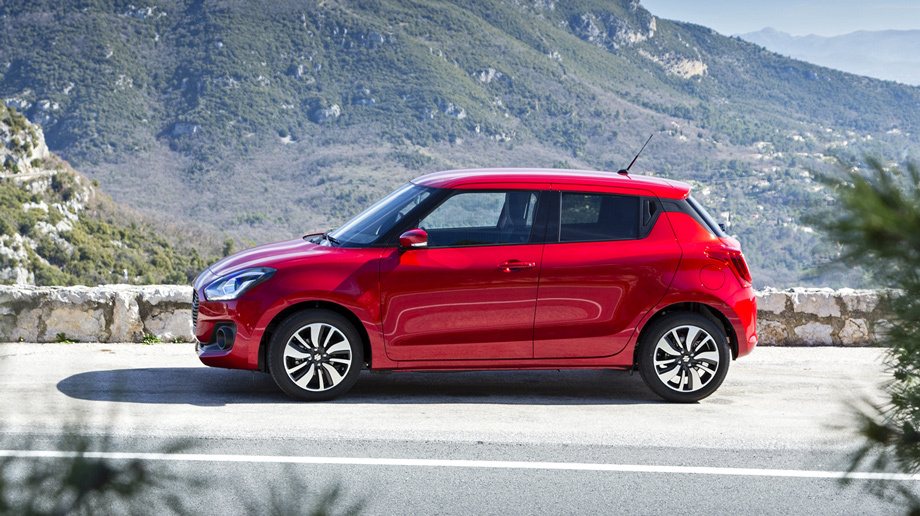 В России вновь продаются хэтчбеки Suzuki Swift свифт 3