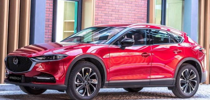 В России расширяются продажи кроссоверов Mazda CX-4