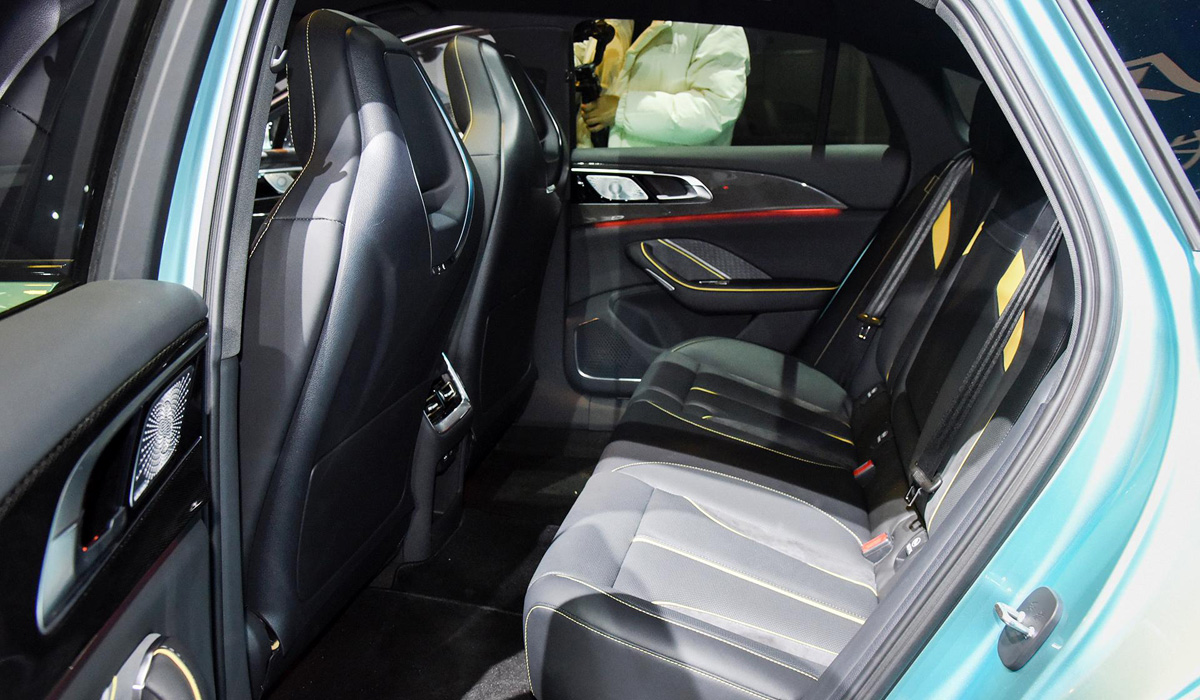 В нашей стране запатентован лифтбек Hongqi H6 хунцы 6