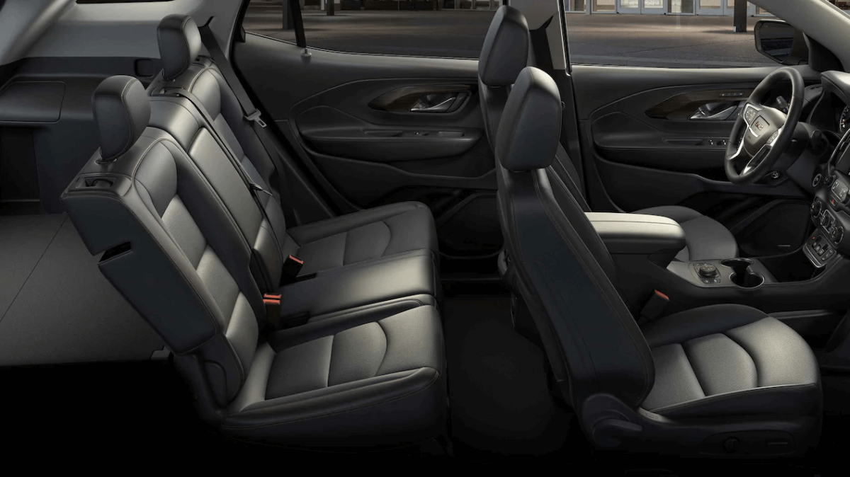 На авторынке нашей страны впервые появились американские кроссоверы GMC Terrain гмс 5