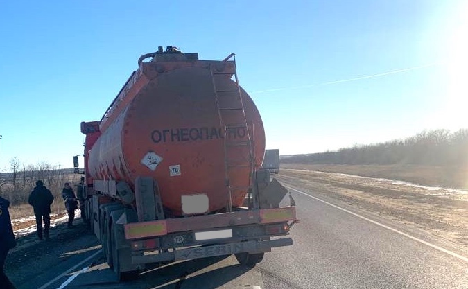 В Волгоградской области в ДТП с нефтевозом погибла женщина Волгоград1