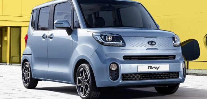 В нашей стране впервые появились компакт-вэны KIA Ray
