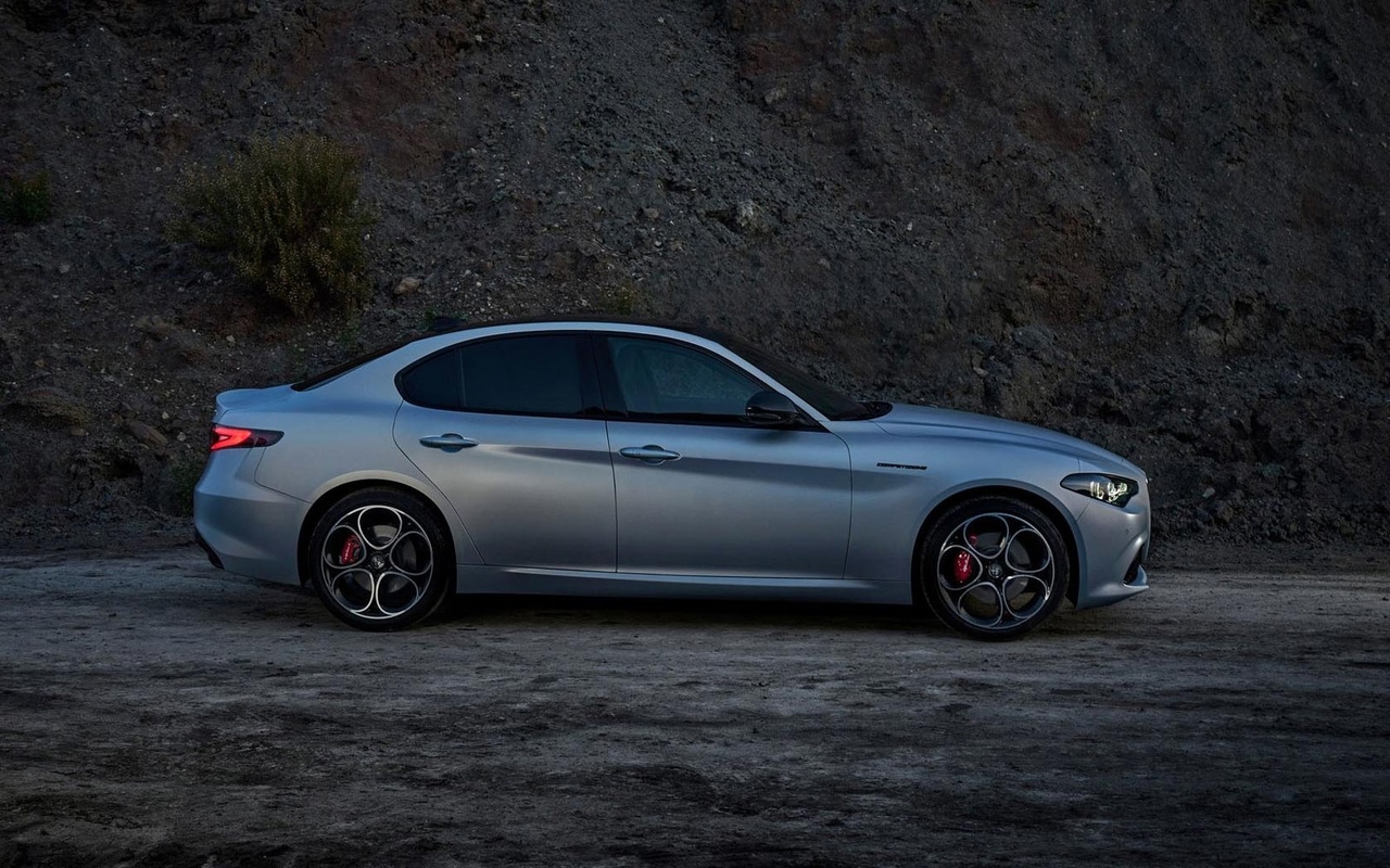 В нашей стране появилась очередная новинка от Alfa Romeo альфа 3