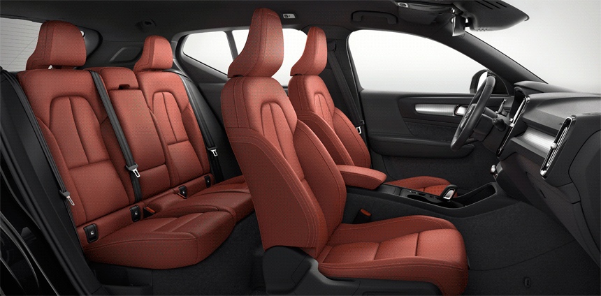На российский авторынок вернулись кроссоверы Volvo XC40 вольво 4