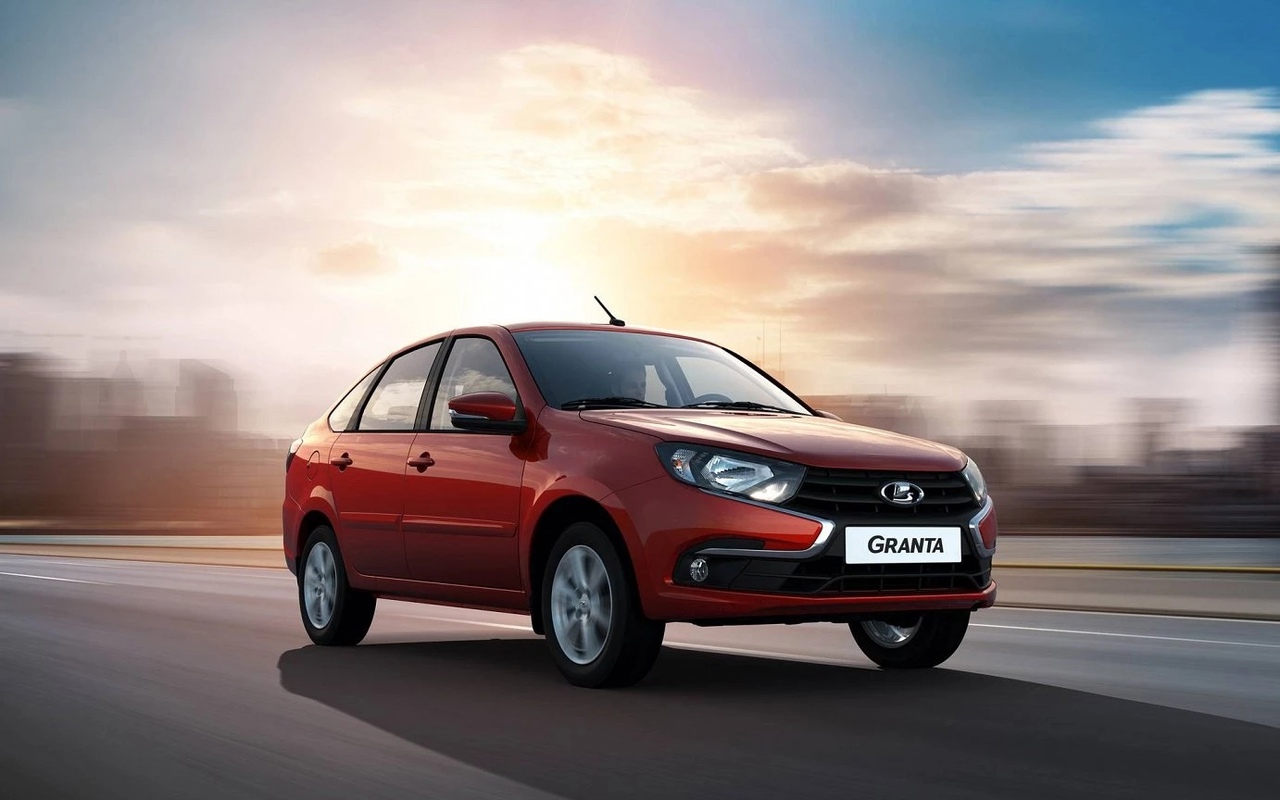 Lada Granta установила рекорд по продажам в сегменте новых автомобилей продажи 1