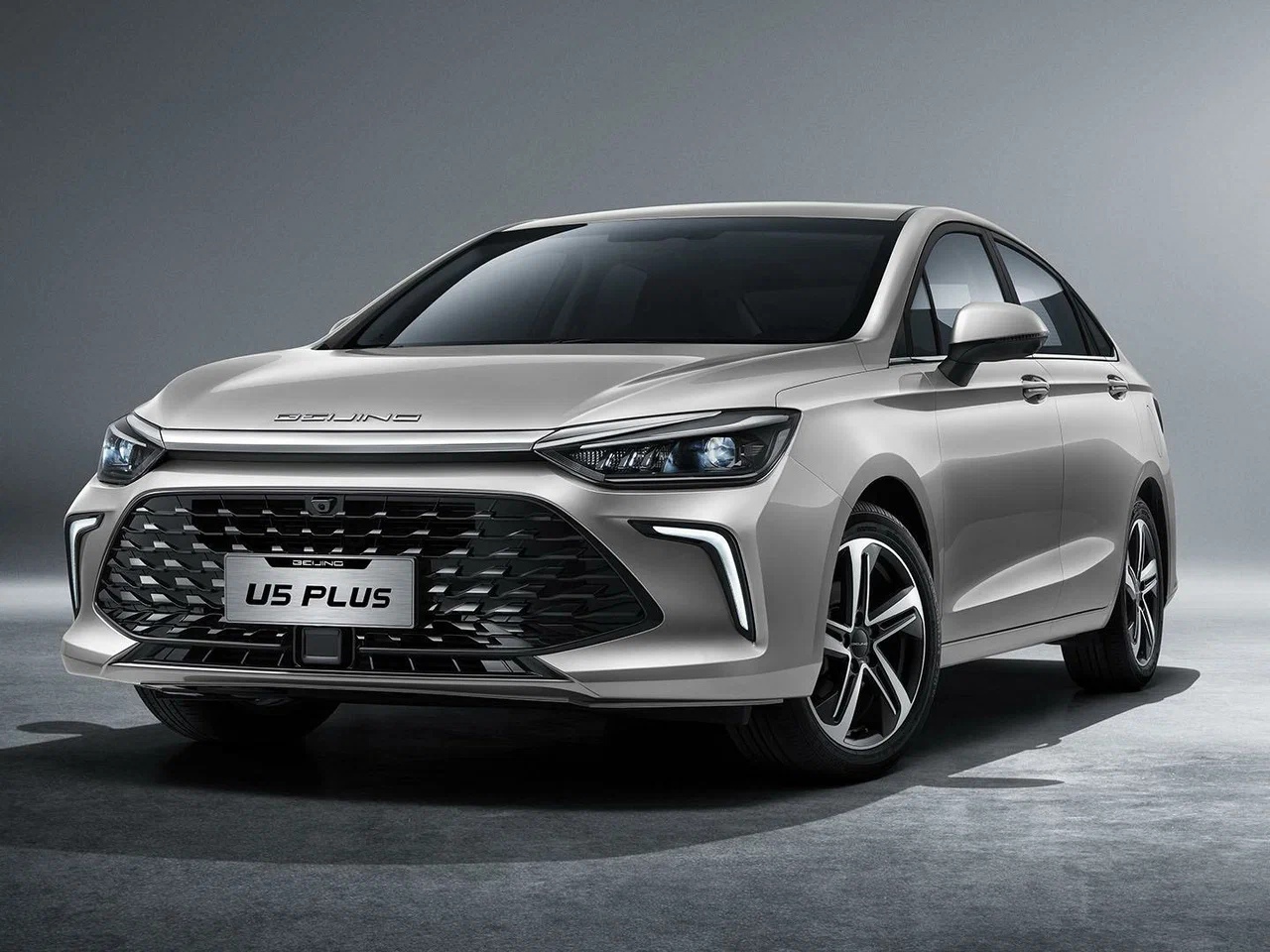 «Автотор» начал продажи седанов BAIC U5 Plus баик 1