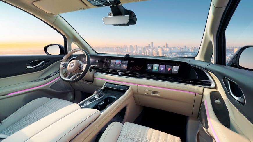 В России начались продажи электрических минивэнов Voyah Dream EV дрим 3