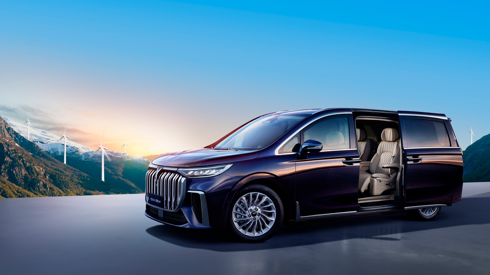 В России начались продажи электрических минивэнов Voyah Dream EV дрим 1