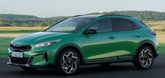 На российском авторынке вновь появились хэтчбеки KIA XCeed
