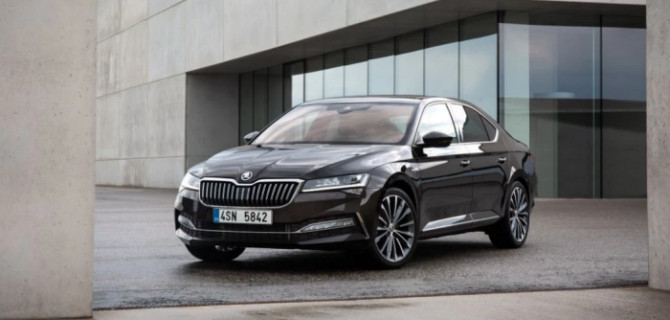 Снизились рублёвые цены на Skoda Superb