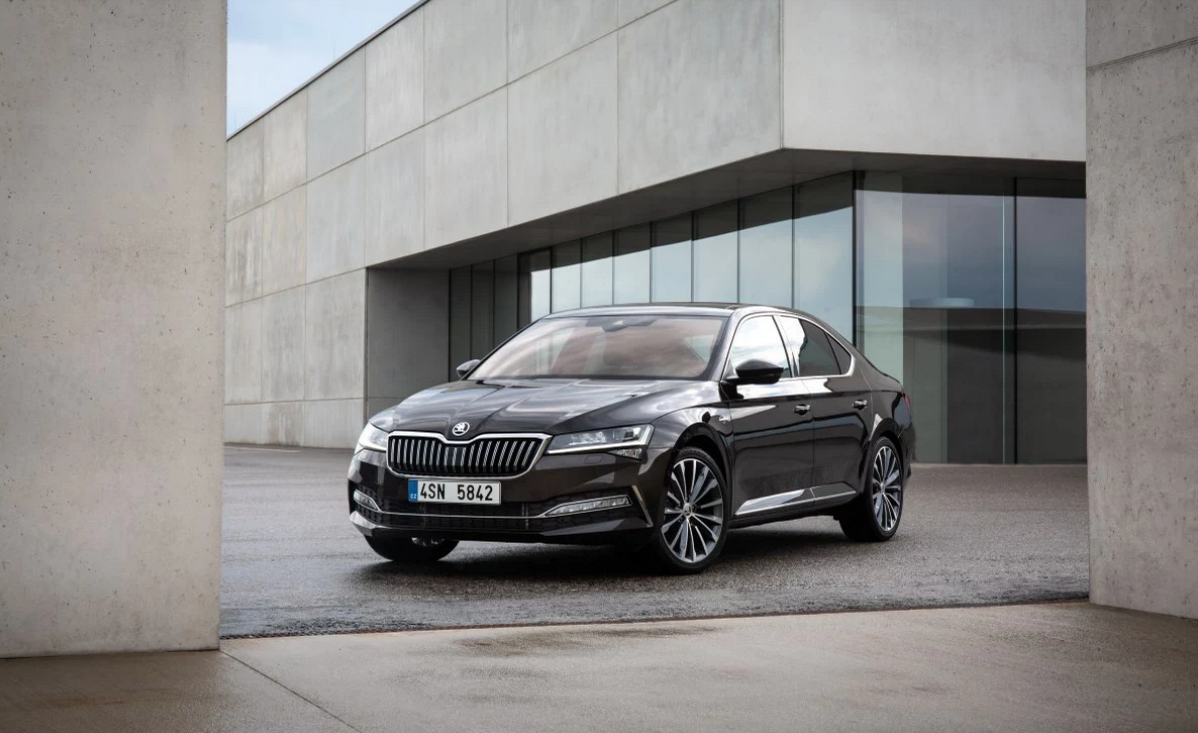 Снизились рублёвые цены на Skoda Superb шкода 1