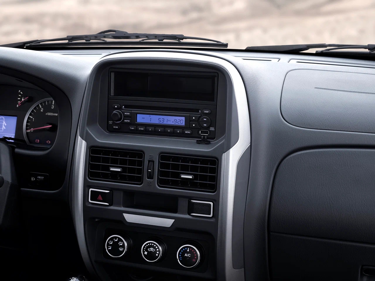 В России впервые появились пикапы Peugeot Pick-Up пежо 5