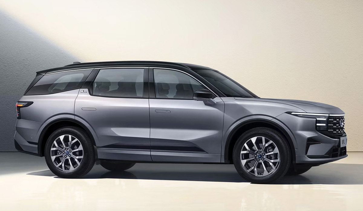 На авторынок нашей страны впервые вывели премиальные кроссоверы Ford Edge L форд 3