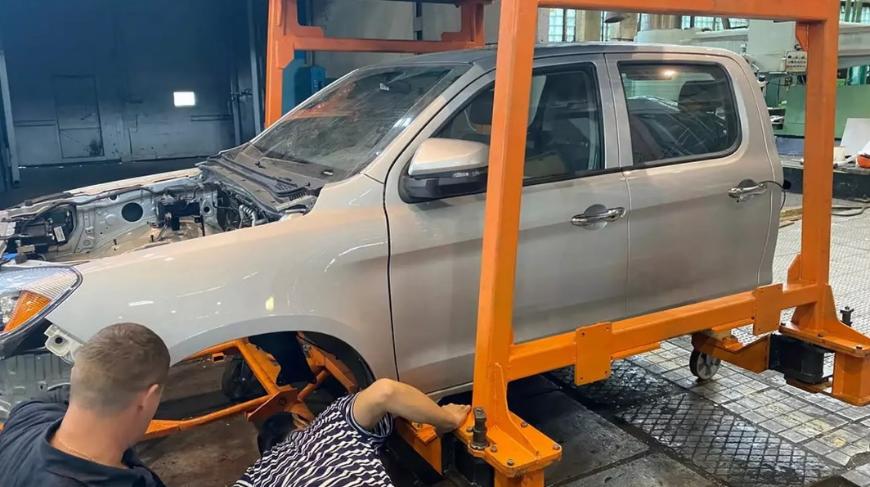 На Ульяновском автозаводе начали делать оснастку для сборки пикапов JAC T6 уаз 1