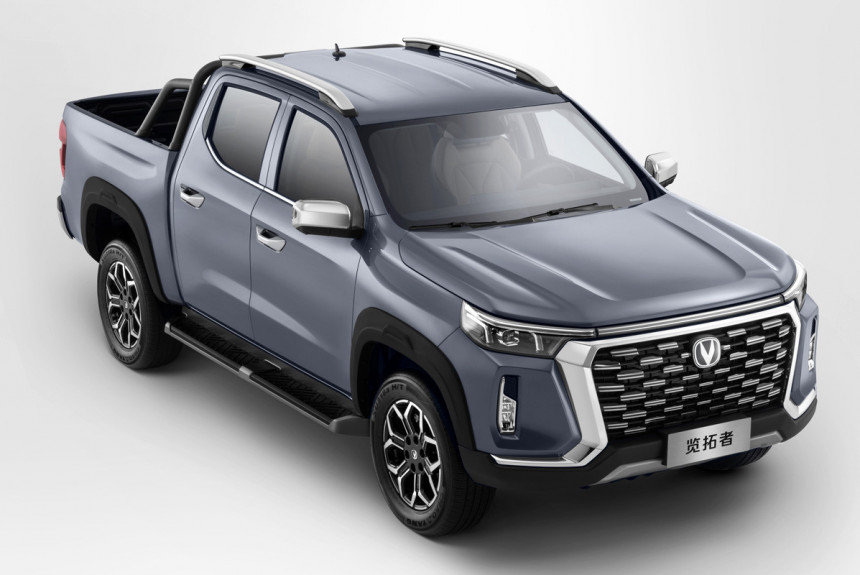 На авторынке нашей страны появились пикапы Changan Hunter Plus чанган 1