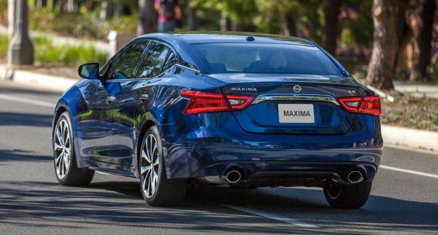 На российском авторынке появились мощные седаны Nissan Maxima максима 2