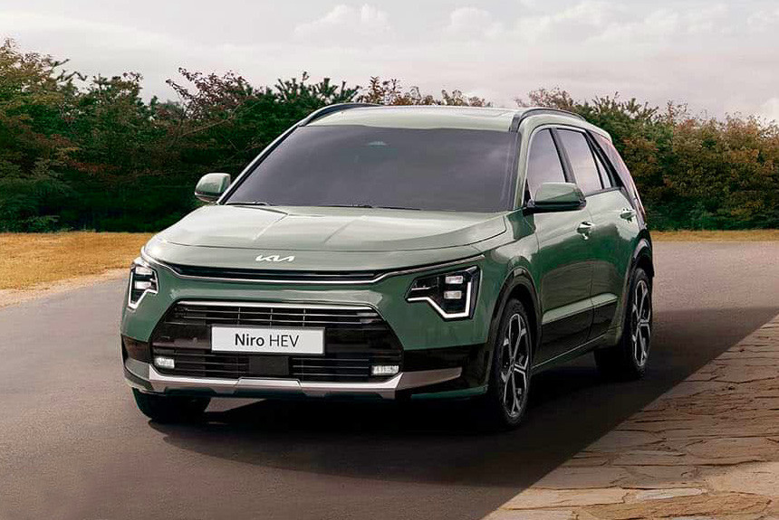 В Россию впервые ввезли кроссоверы KIA Niro ниро 1