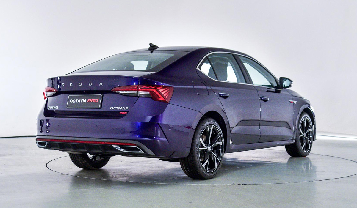 На авторынке нашей страны появились лифтбеки Skoda Octavia Pro октавия 2