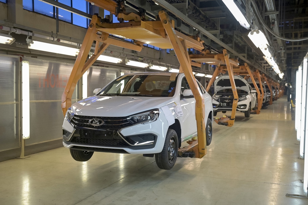 «АвтоВАЗ» выпустил тестовую партию Lada Vesta NG с вариаторами веста 1