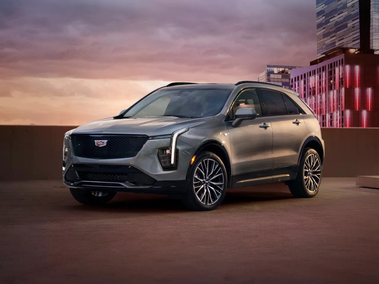 В нашей стране вновь появились кроссоверы Cadillac XT4 кадиллак 1