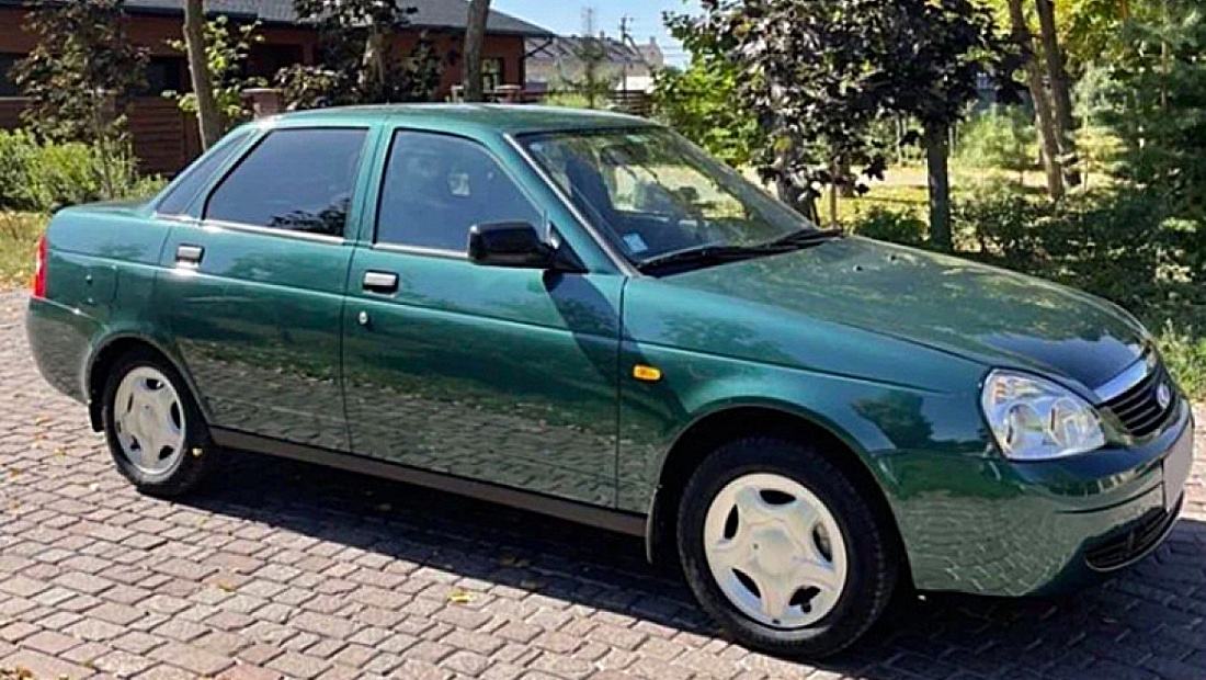 Почти новая Lada Priora доступна за 1 млн рублей Приора 1