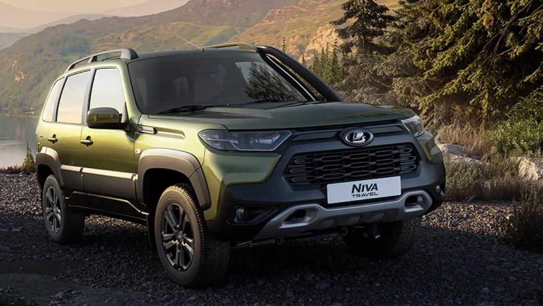 Lada Niva Travel