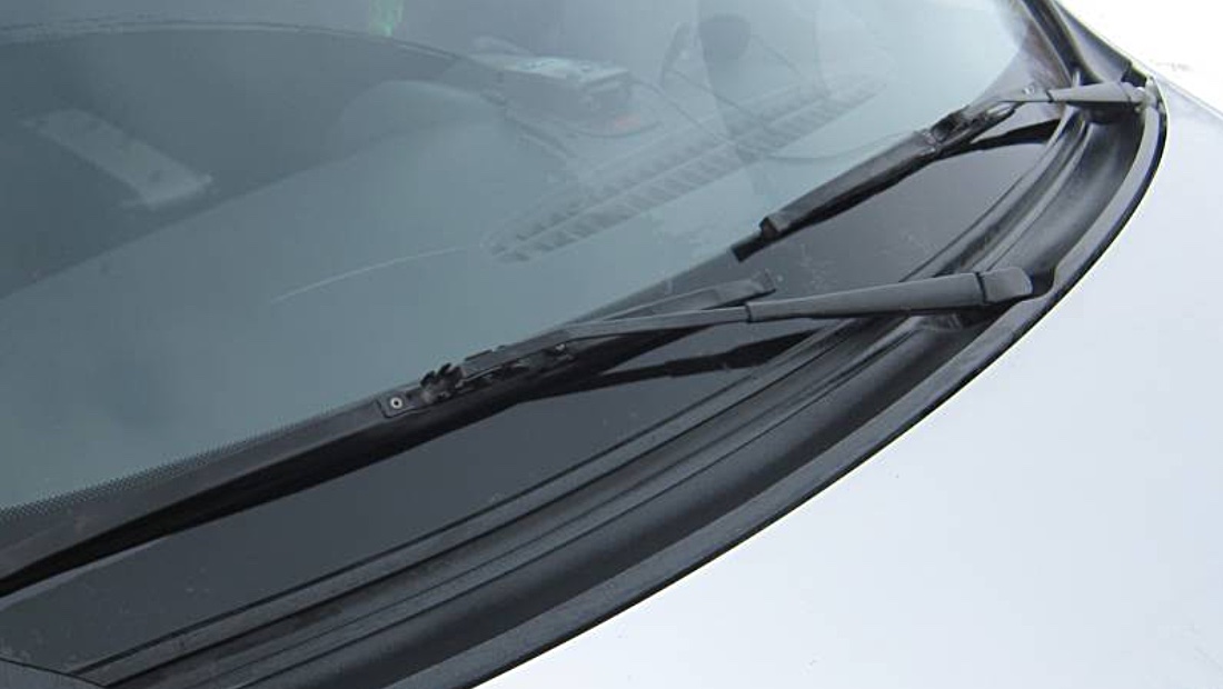Выбираем автостекло для Lada Largus автостекло для Lada Largus