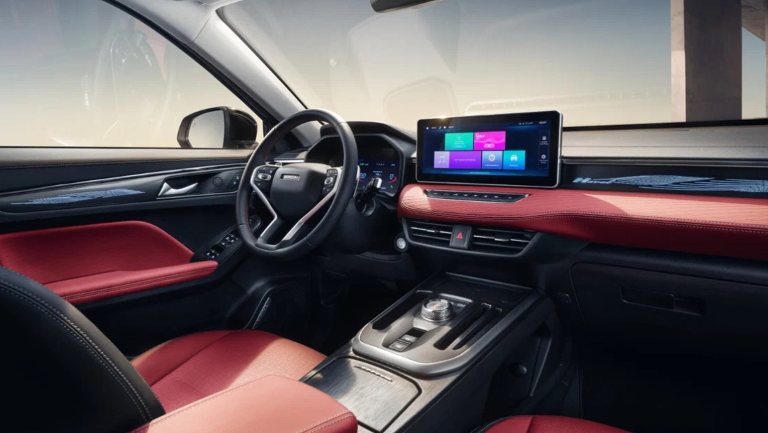 Названы характеристики и точные цены на новый Haval Jolion 2024 года Haval Jolion салон