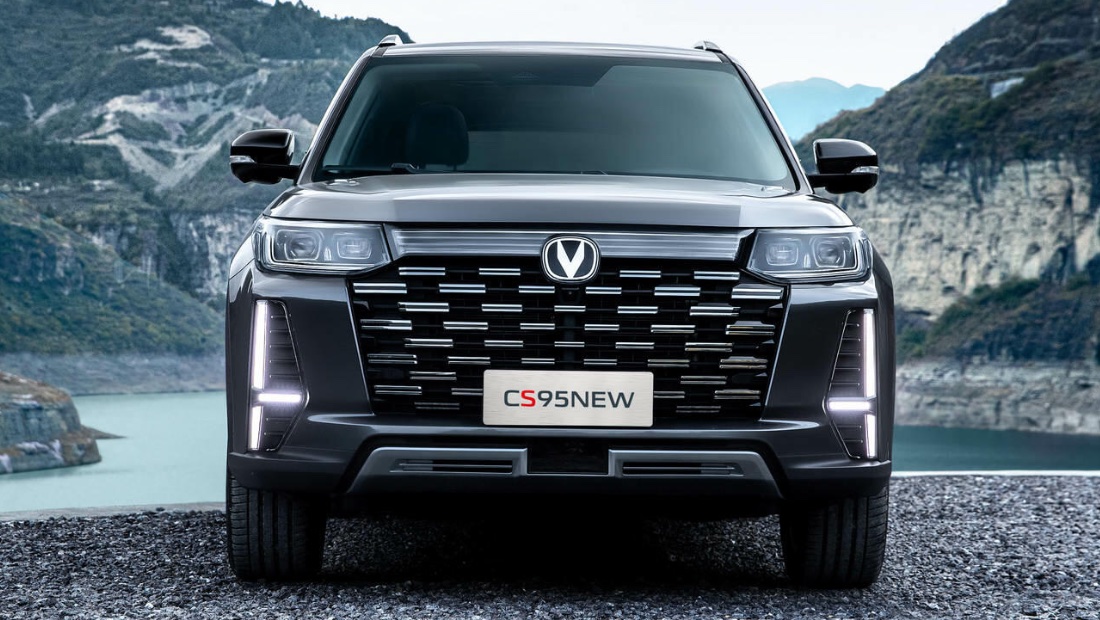 Changan CS95NEW front