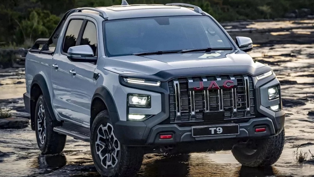 Китайский автопроизводитель JAC начинает продажи нового флагманского пикапа T9 в России JAC T9