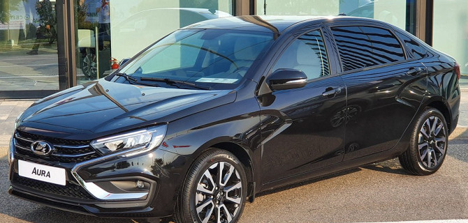 LADA Aura