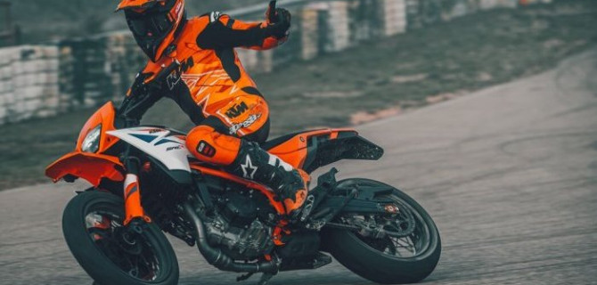 KTM АВТОДОМ представит новый KTM 390 SMC R весной 2025 года