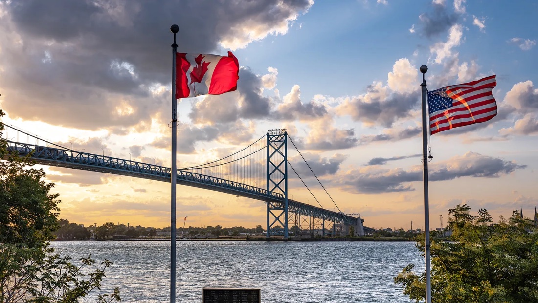 Ambassador Bridge - мост через руку Детройт