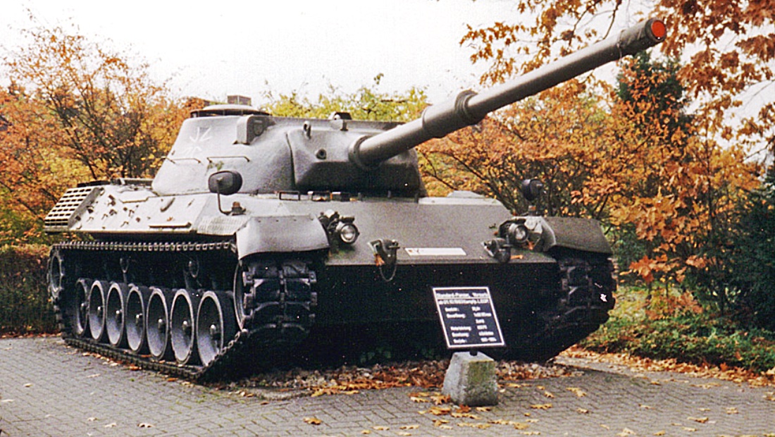 Танки Porsche в Европе вместо автомобилей Porsche в США Танк Leopard 1