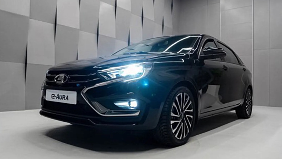 LADA e-Aura