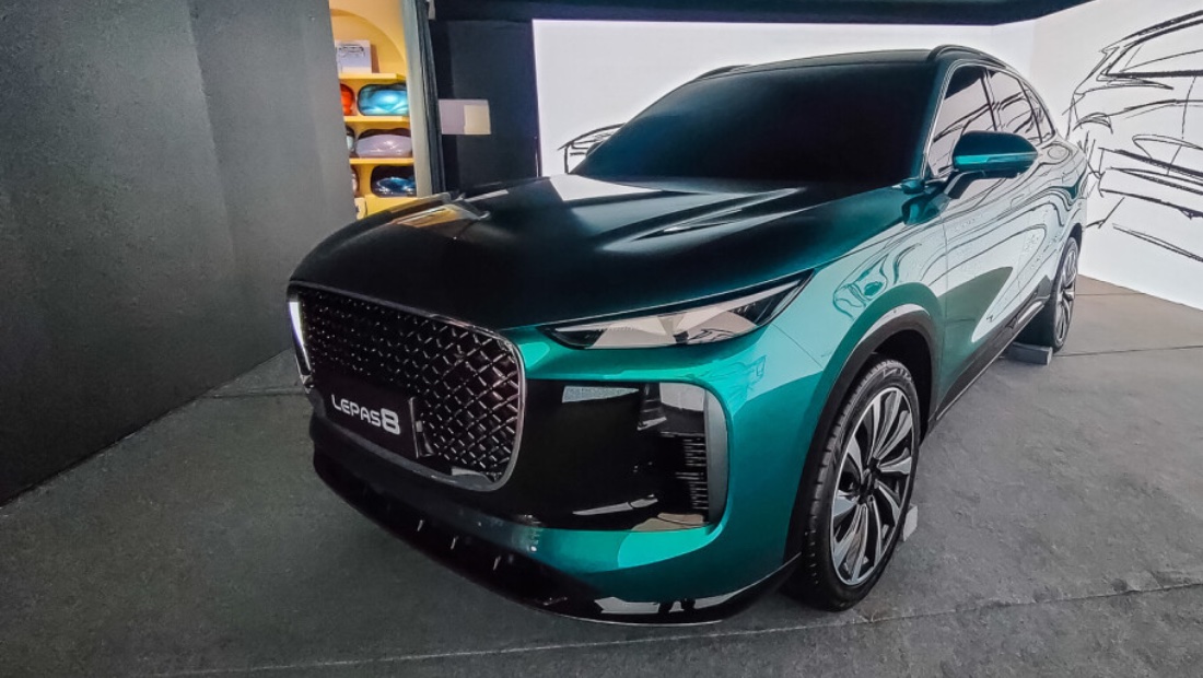 Lepas — новый бренд от Chery: стали известны комплектации первого кроссовера марки Lepas L8