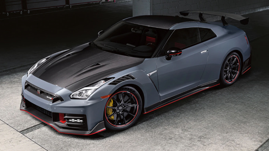 Nissan GT-R