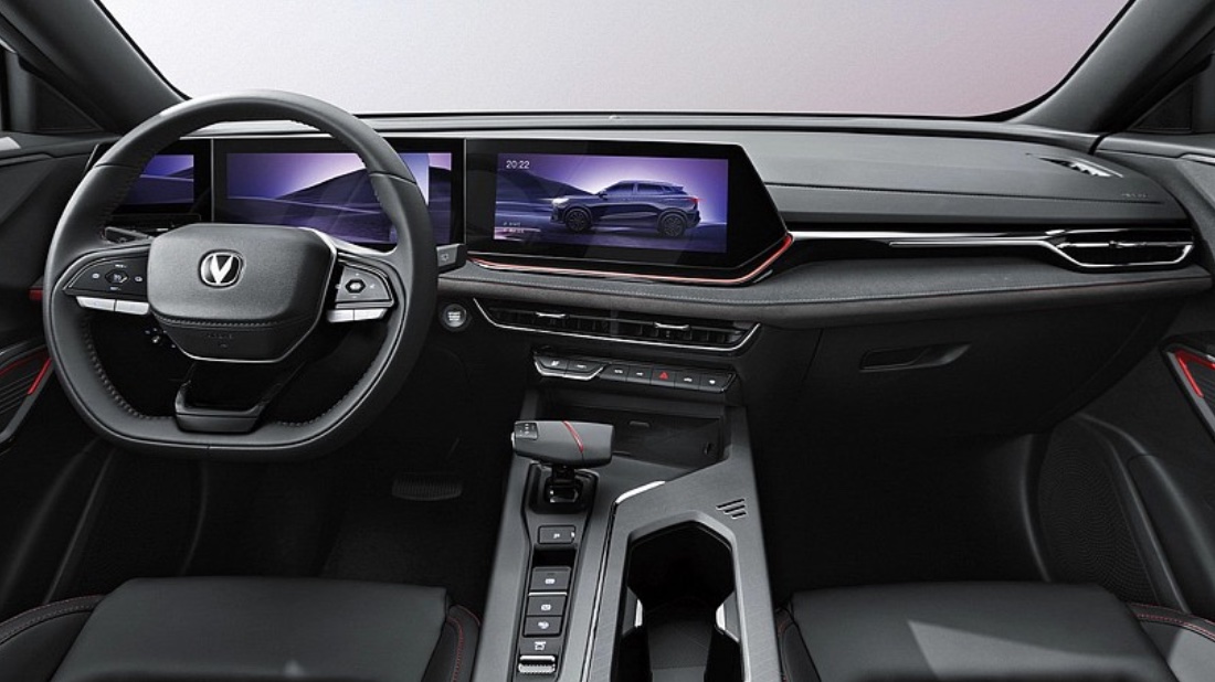 Changan CS35 MAX салон