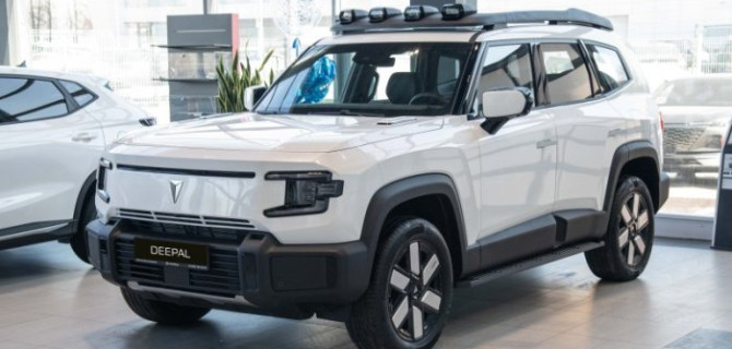 Новый гибридный внедорожник CHANGAN Диипал Джи318 / DEEPAL G318 поступил в Чанган Центр Внуково
