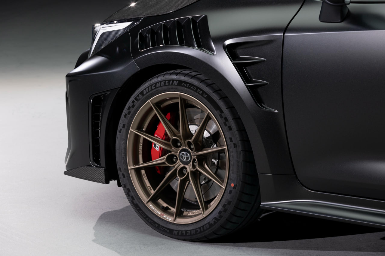 GRMN Corolla5