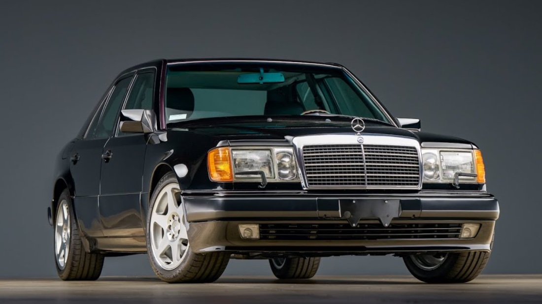 Топ-10 моделей Mercedes-Benz за всю историю бренда 3. Mercedes-Benz 500E