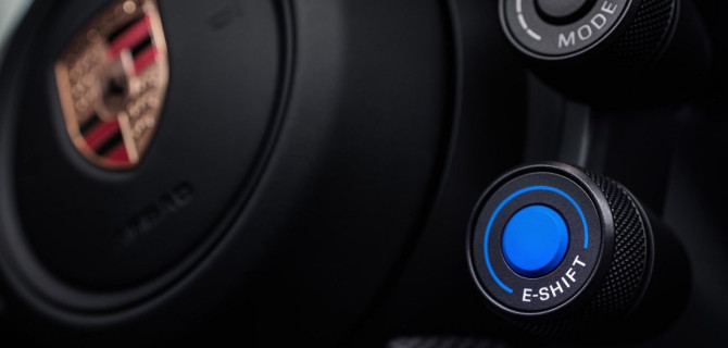 Porsche Taycan 2027 и E-Shift 2