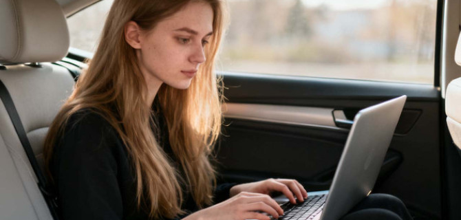Как выбрать автомобильный роутер 2026: поддержка 4G/5G, антенны, питание