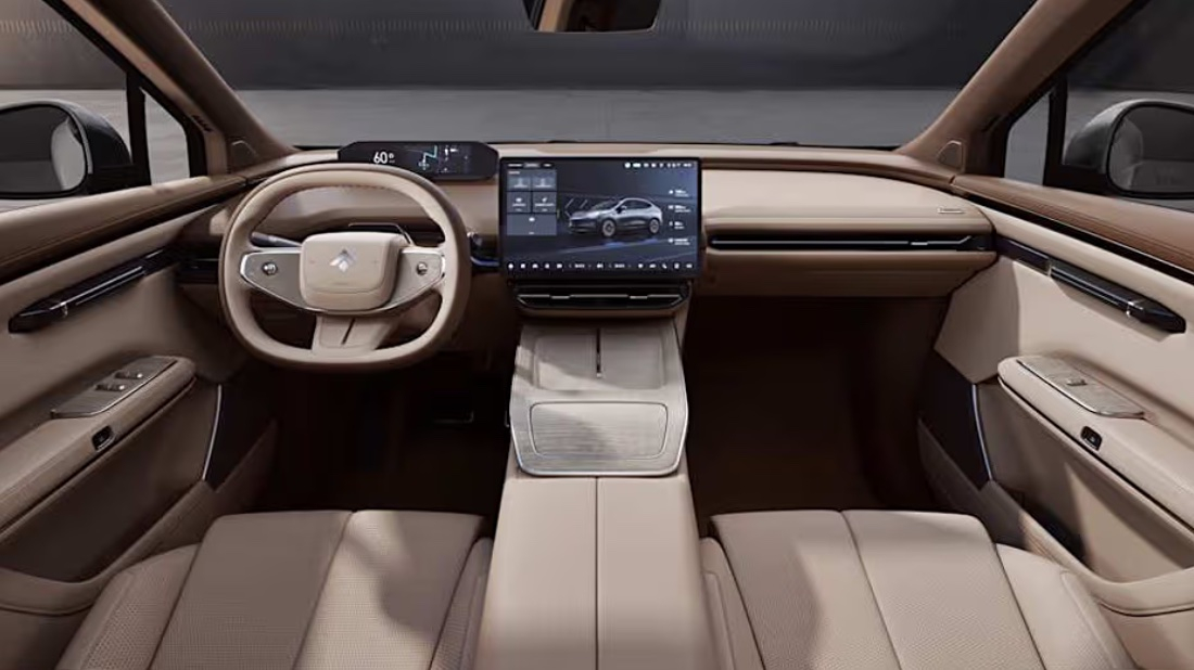 В России начались продажи кроссовера GAC Hyptec HT GAC Hyptec HT салон