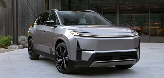 Toyota Highlander EV 2027