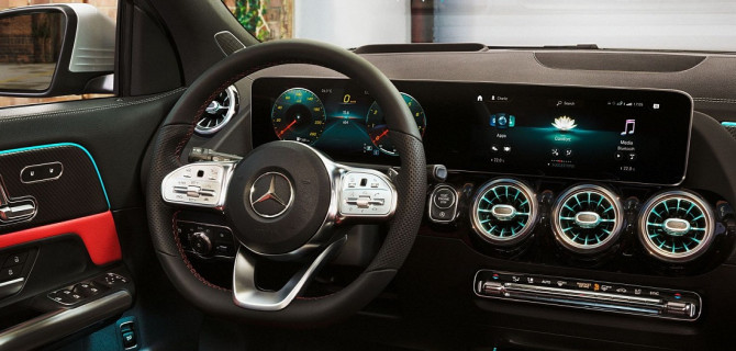 Mercedes-Benz GLA - интерьер 2026 года